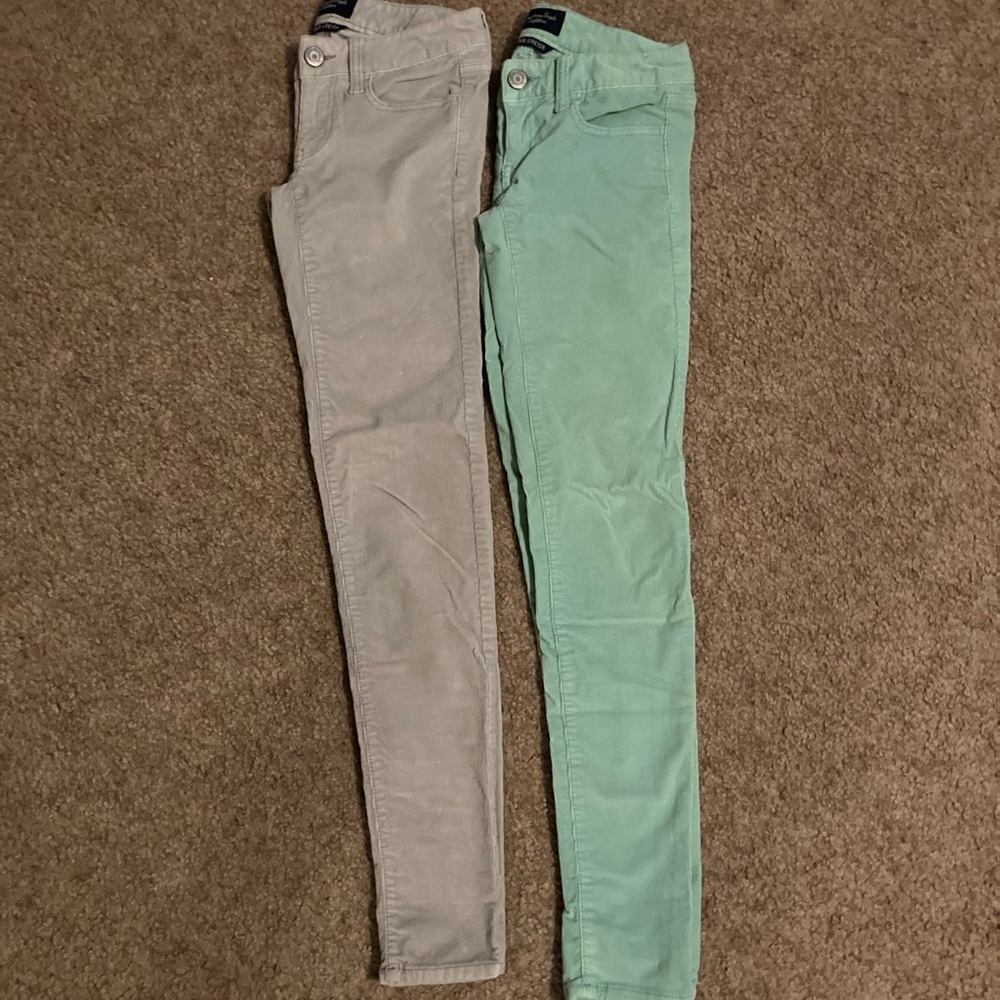 2 pair AE 00 corduroy jegging grey and mint